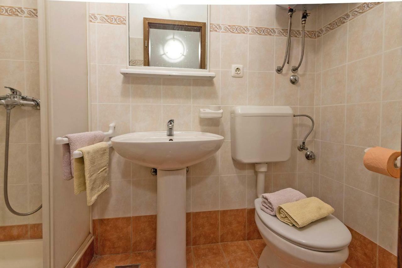 Vrtline In Krnica * Istrien Hotel ภายนอก รูปภาพ